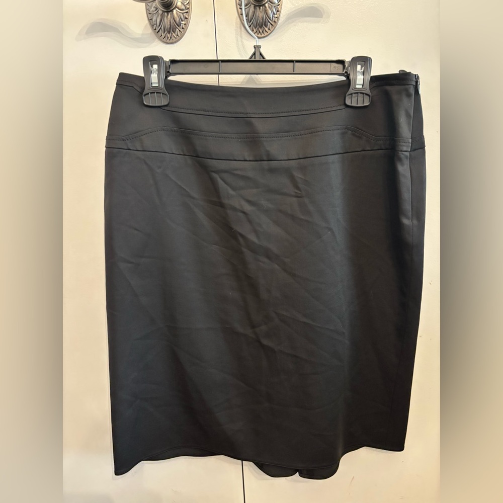 Giorgio Armani Wool/Silk Blend Black Pencil Skirt size 44